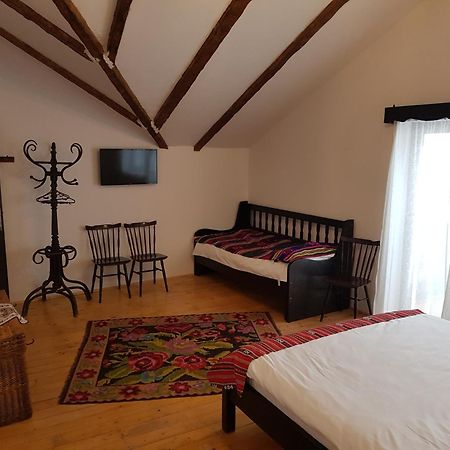 Hotel Satu Muscelean Albestii de Muscel Habitación foto